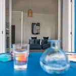 The Window On The Sea Apartman *