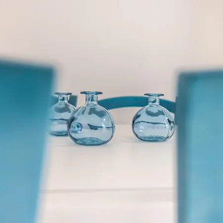 The Window On The Sea בארי