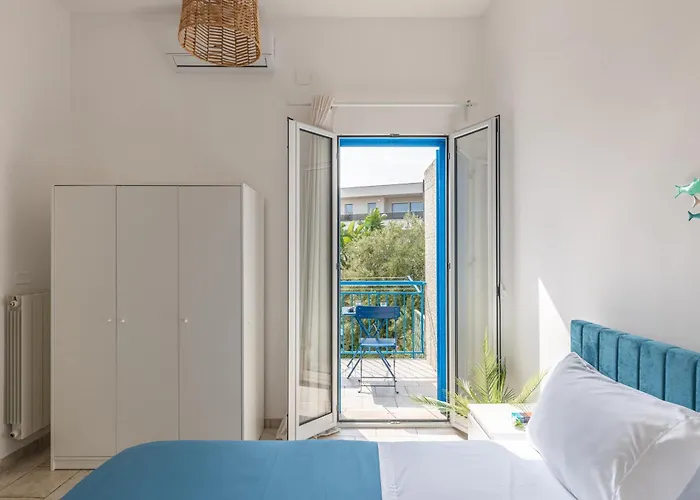 아파트 The Window On The Sea *